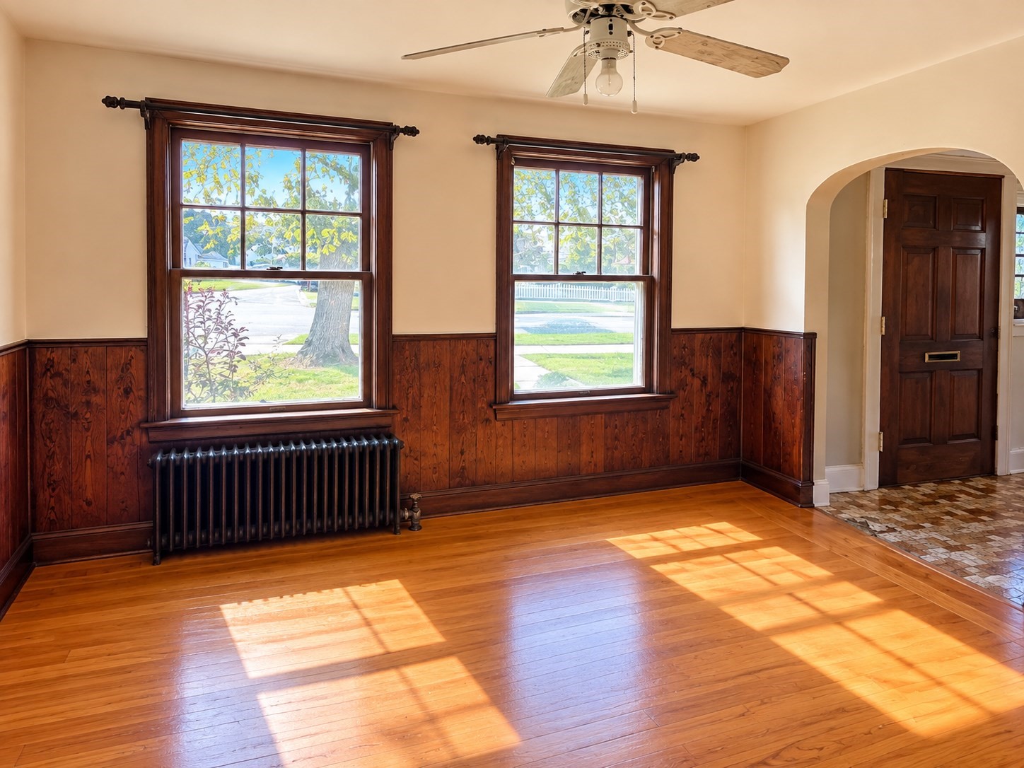 142 Morton Street West Springfield, MA 01089 - Photo 4 of 16 Gallery Image 4