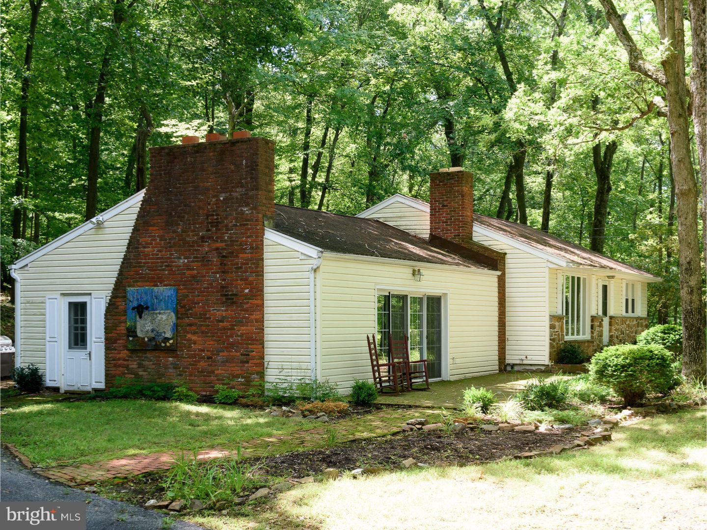 1430 South Beaver Hill Road Chester Springs, PA 19425 - Photo 1 of 24 Exterior Side