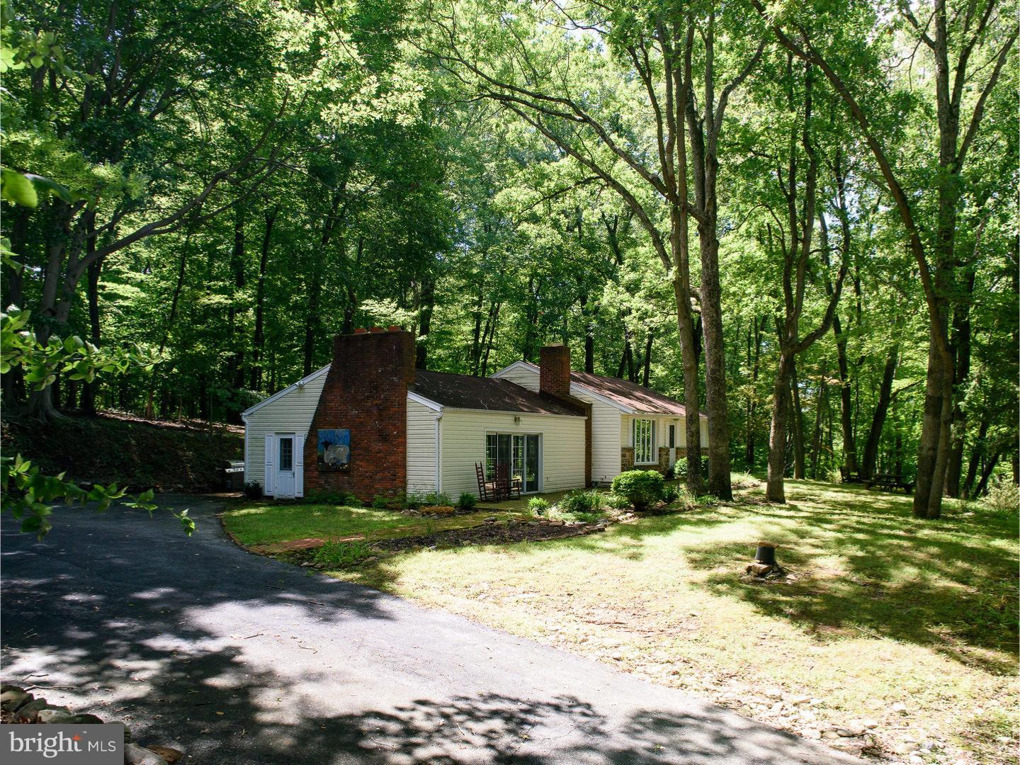 1430 South Beaver Hill Road Chester Springs, PA 19425 - Photo 4 of 24 Exterior Side