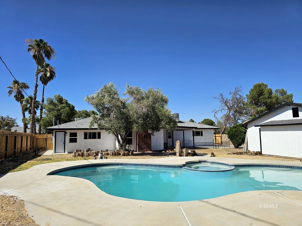 817 West Wasp Avenue Ridgecrest, CA 93555 - Photo 38 of 50