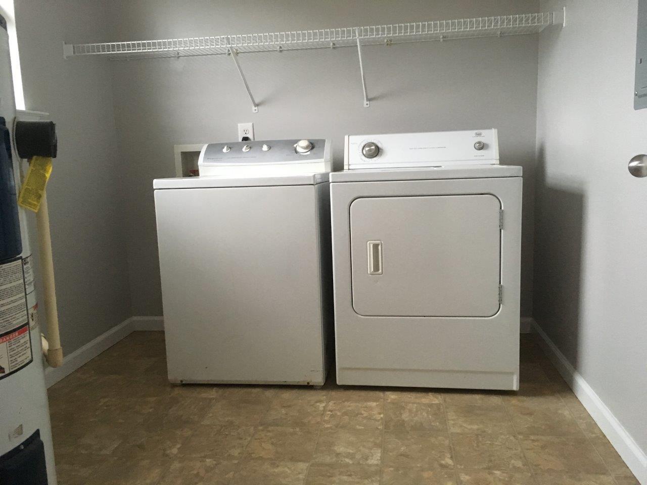1009 Cameron Way Portland, TN 37148 - Photo 15 of 17 a utility room with dryer and washer