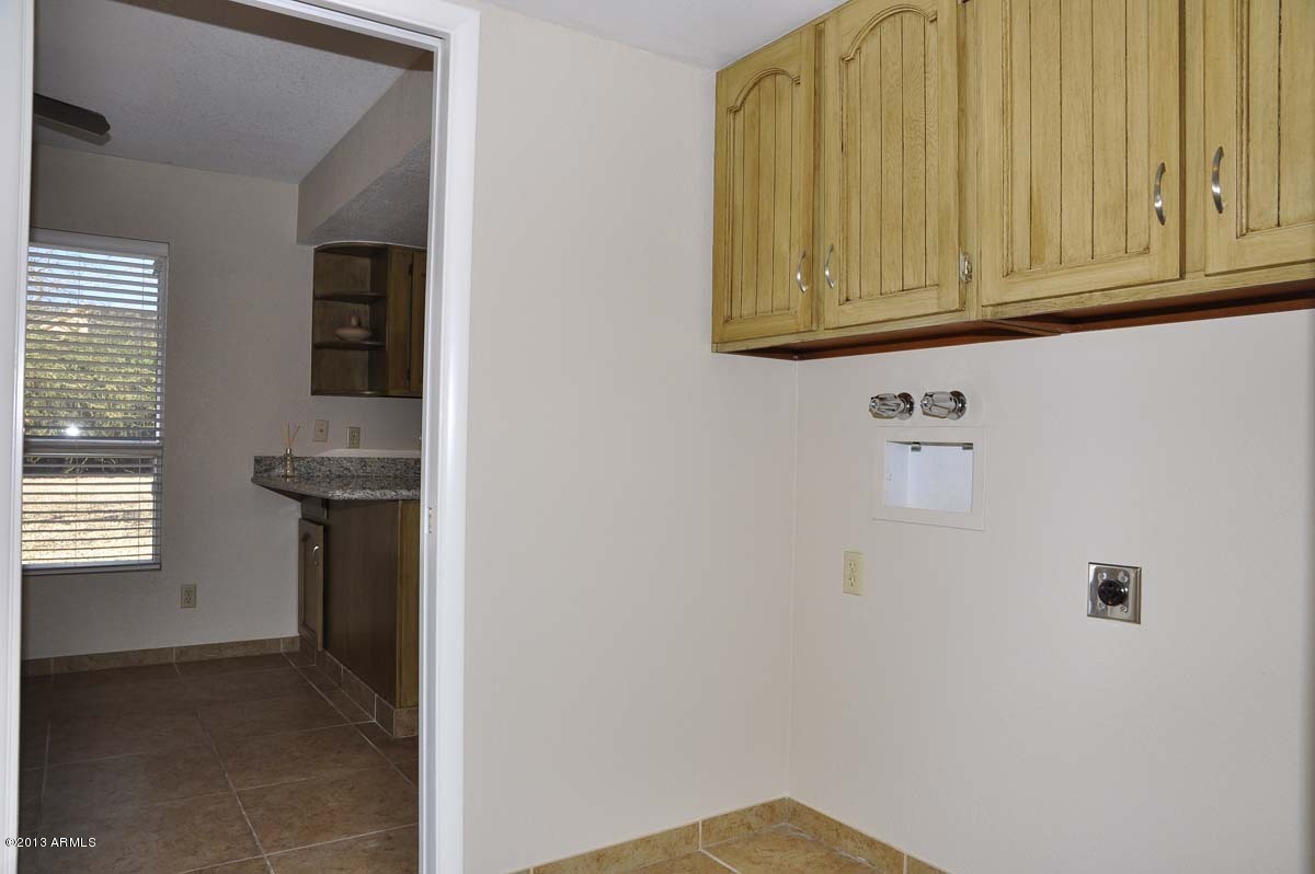 18607 East Mazatzal Circle Rio Verde, AZ 85263 - Photo 31 of 38 Laundry Room
