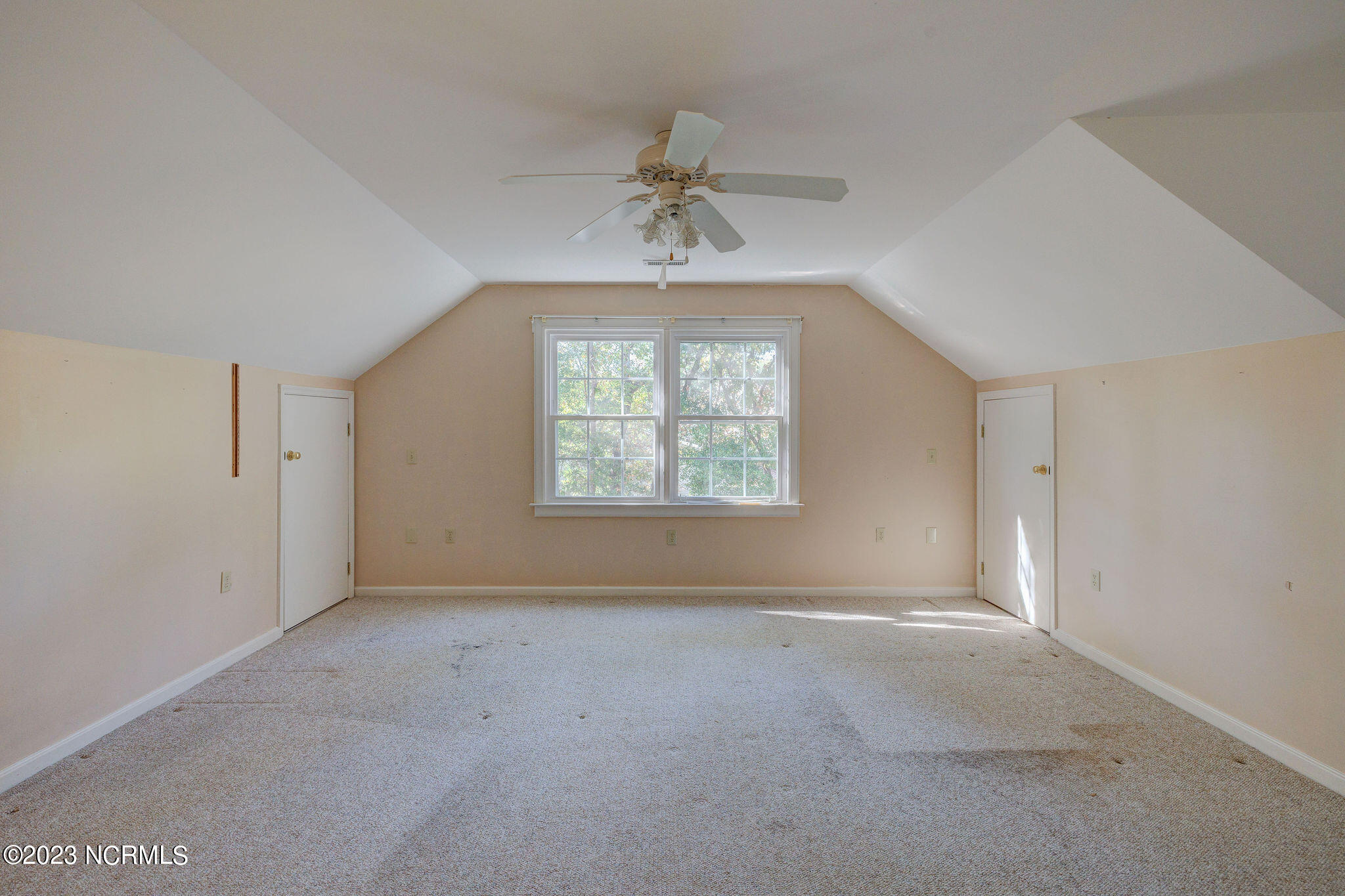 115 Country Place Road Wilmington, NC 28409 - Photo 27 of 54 115CountryPlaceEdit-40