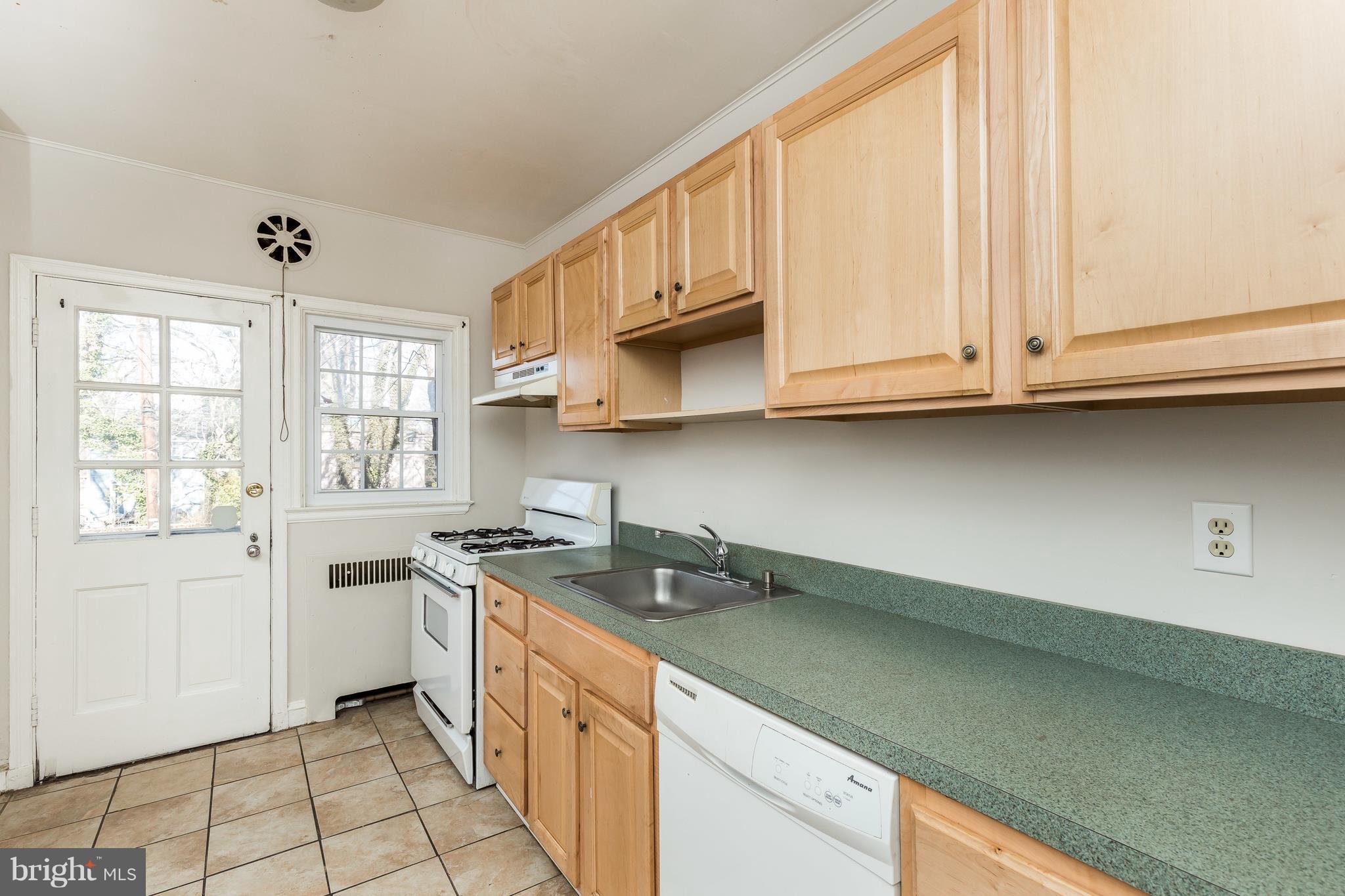 1224 Northview Road Baltimore, MD 21218 - Photo 14 of 36 Gallery Image 14