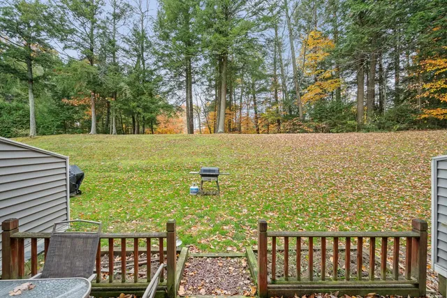 $325,000 | 107 Sugar Tree Lane, South Burlington, VT 05403