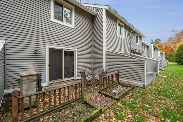 $325,000 | 107 Sugar Tree Lane, South Burlington, VT 05403