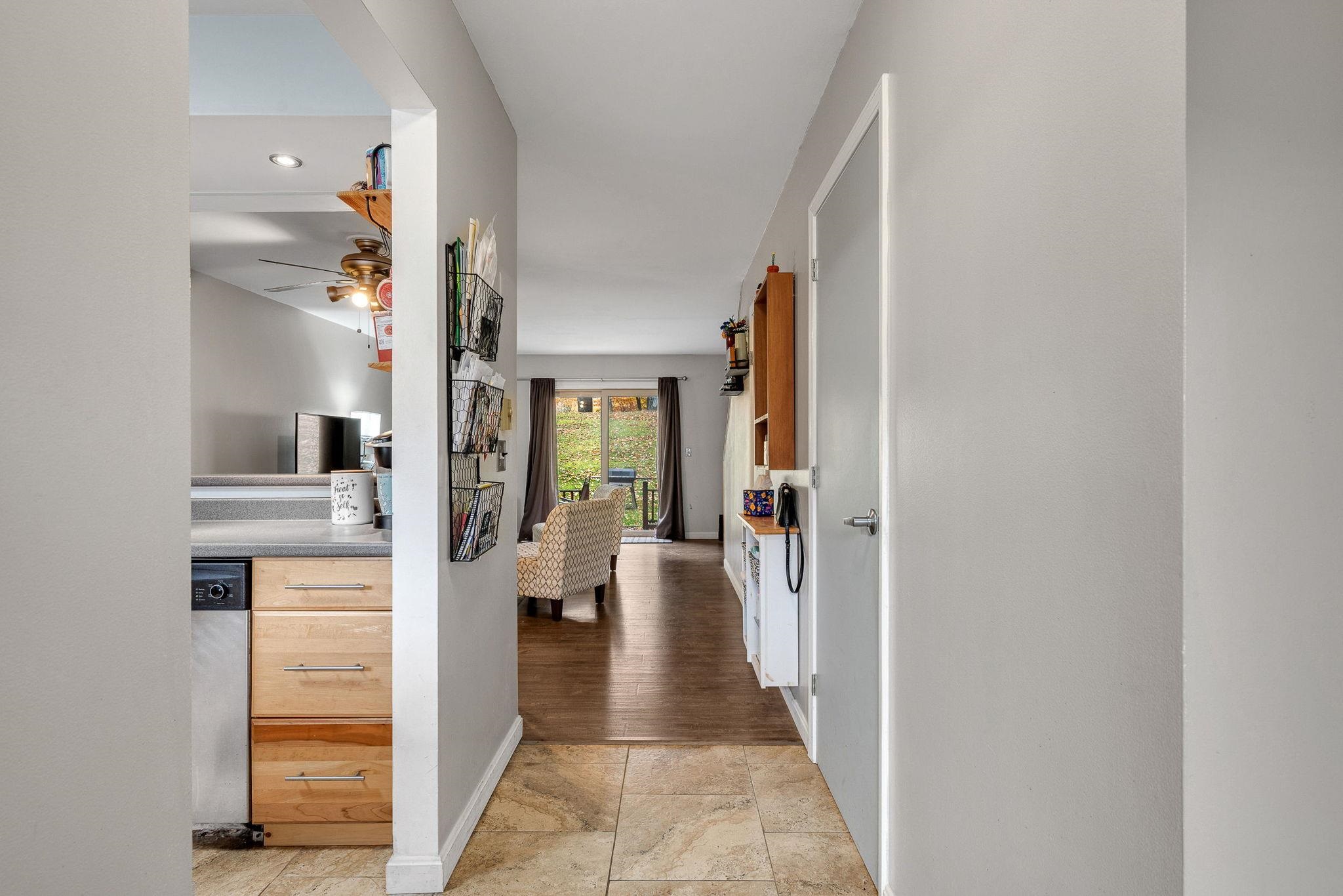 107 Sugar Tree Lane South Burlington, VT 05403 - Photo 6 of 23