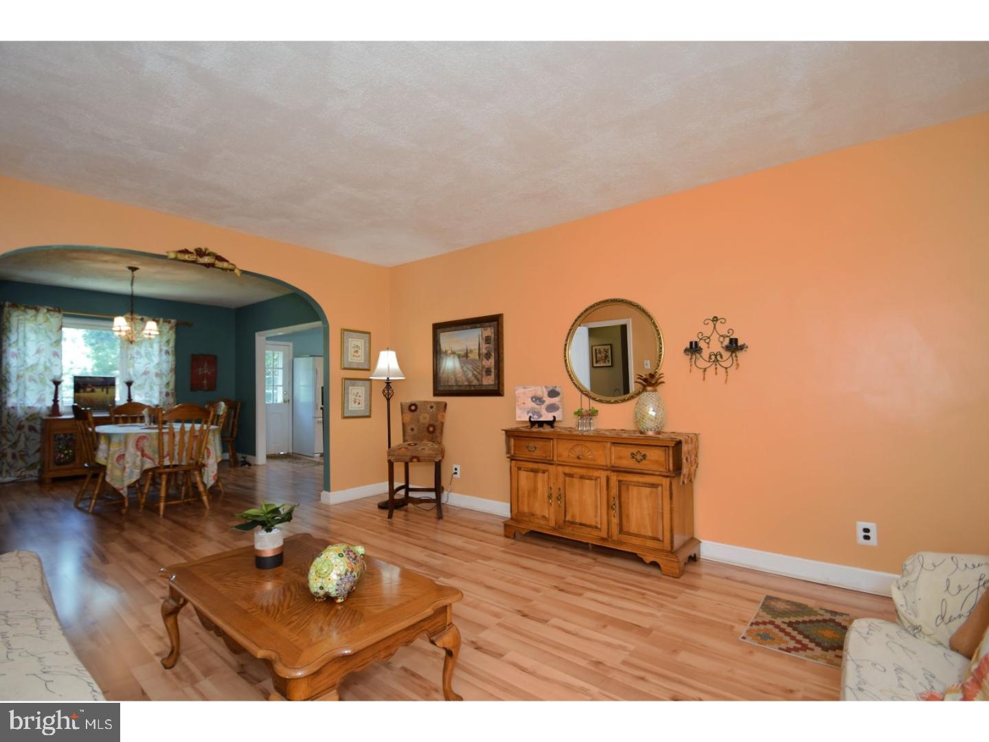 408 Meetinghouse Road Ambler, PA 19002 - Photo 4 of 25 Gallery Image 4