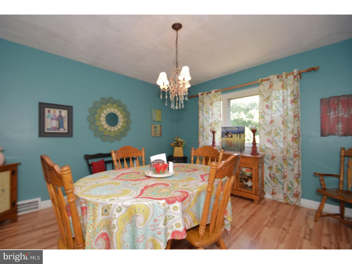 408 Meetinghouse Road Ambler, PA 19002 - Photo 5 of 25 Gallery Image 5