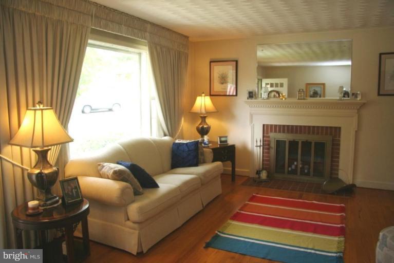 1700 Donald Place Silver Spring, MD 20902 - Photo 3 of 23 Living Room #2