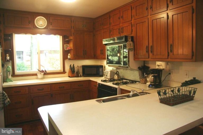 1700 Donald Place Silver Spring, MD 20902 - Photo 8 of 23 Kitchen #2