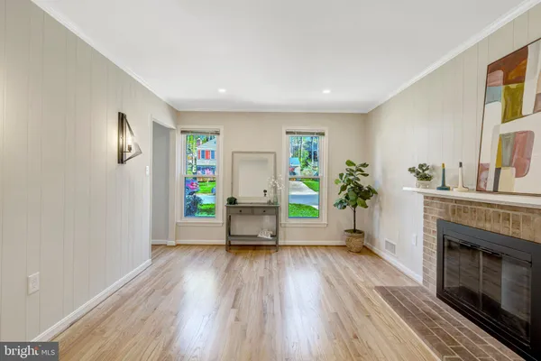 $835,000 | 9010 Brook Ford Road, Burke, VA 22015