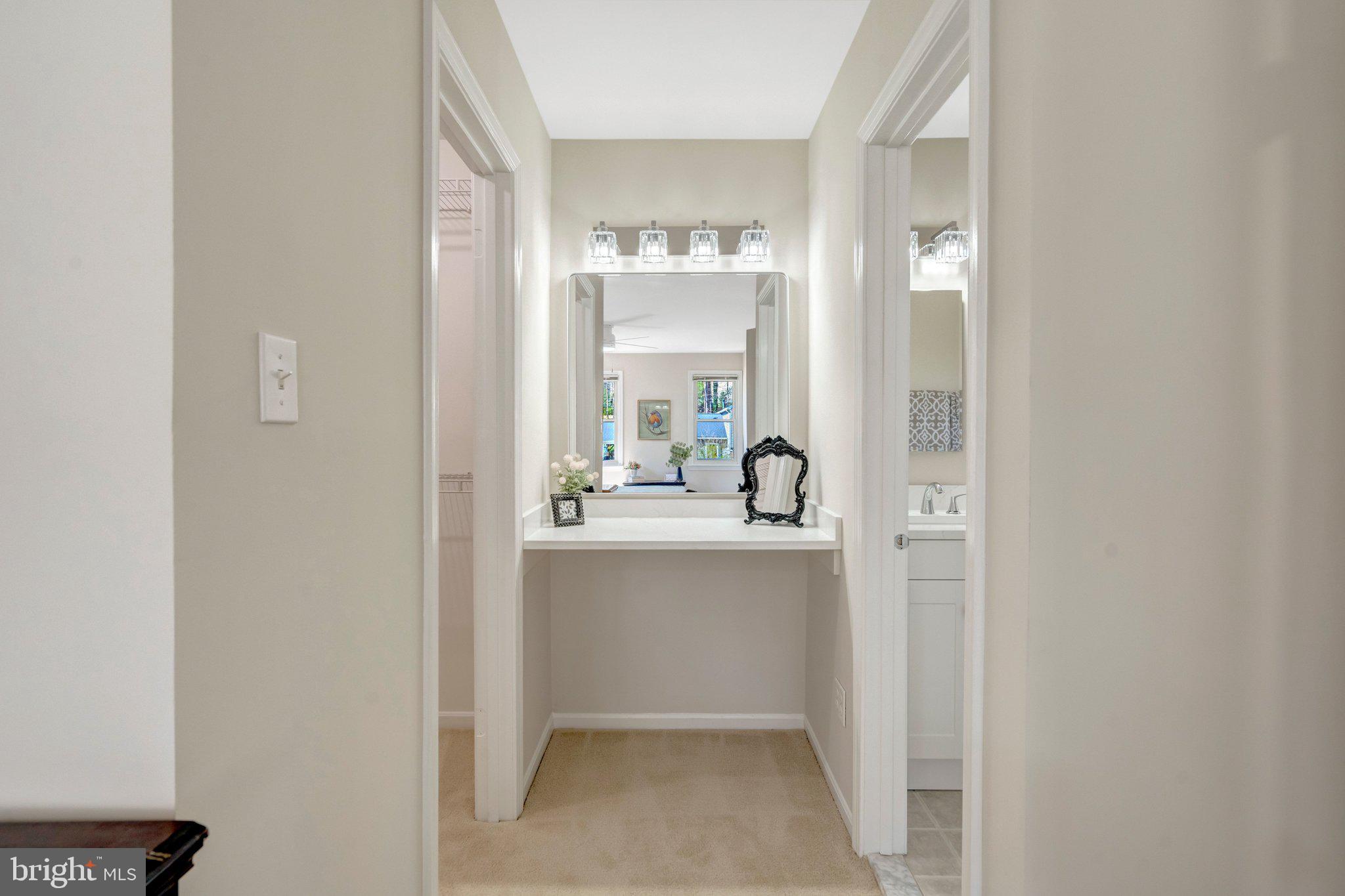 9010 Brook Ford Road Burke, VA 22015 - Photo 27 of 46 Primary en-suite w/ new counter + mirror + light!