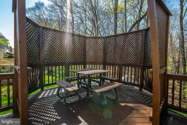 $835,000 | 9010 Brook Ford Road, Burke, VA 22015