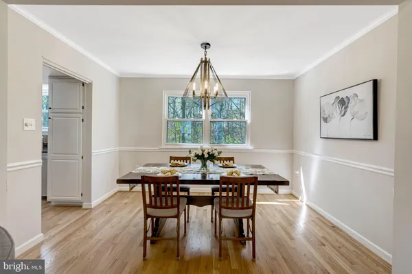 $835,000 | 9010 Brook Ford Road, Burke, VA 22015
