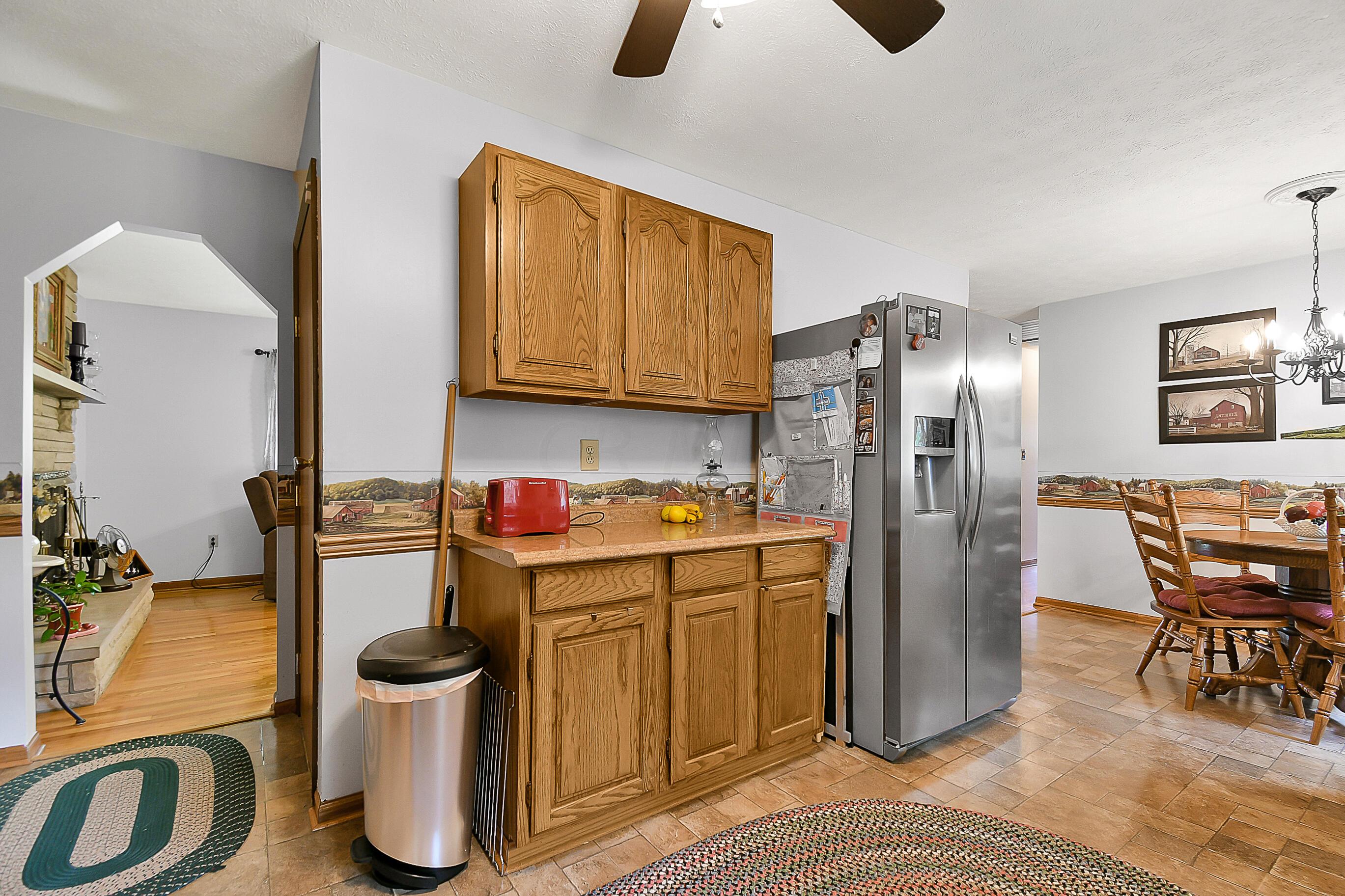 4967 Hayes Road Groveport, OH 43125 - Photo 12 of 36