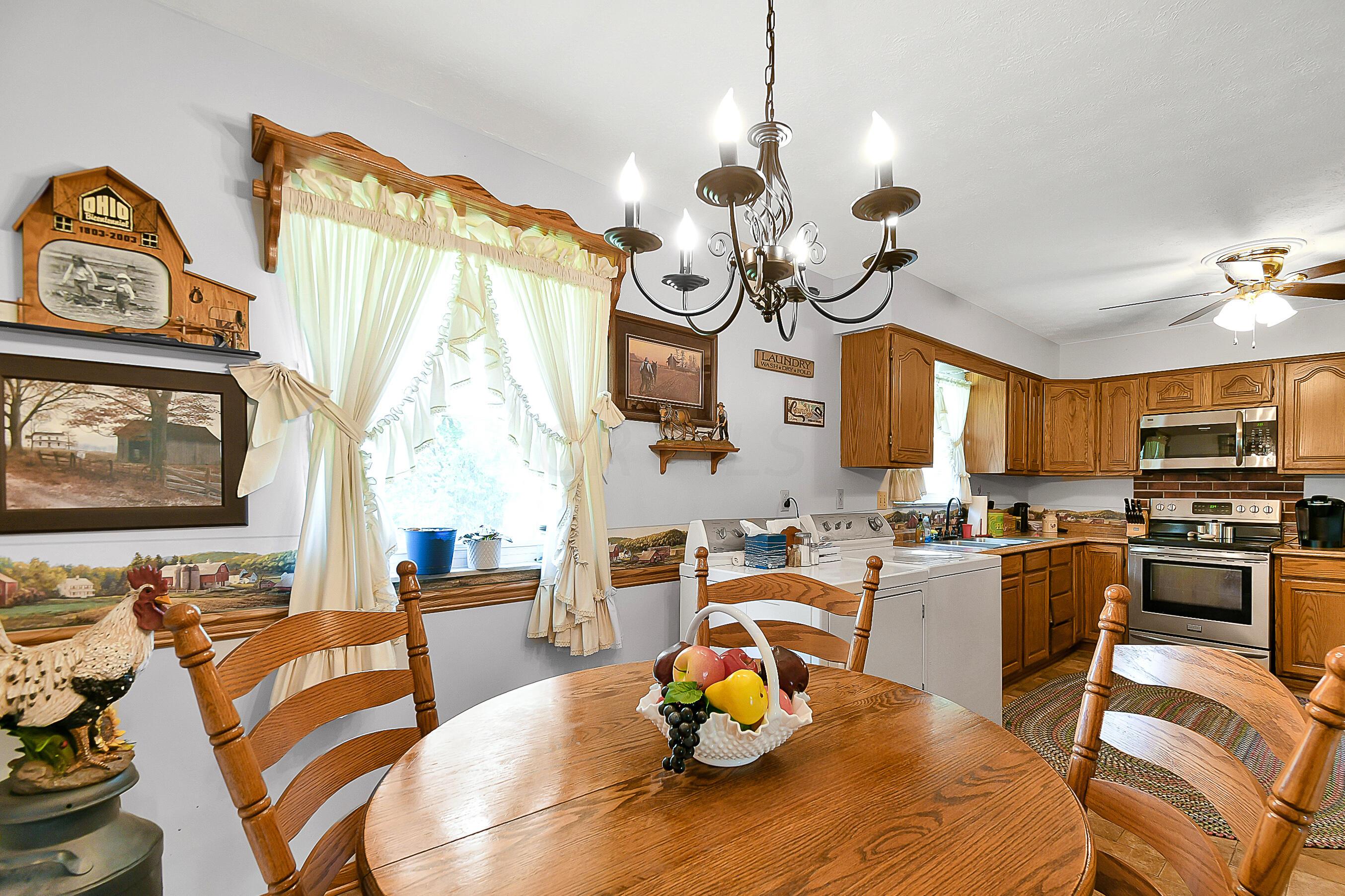 4967 Hayes Road Groveport, OH 43125 - Photo 13 of 36