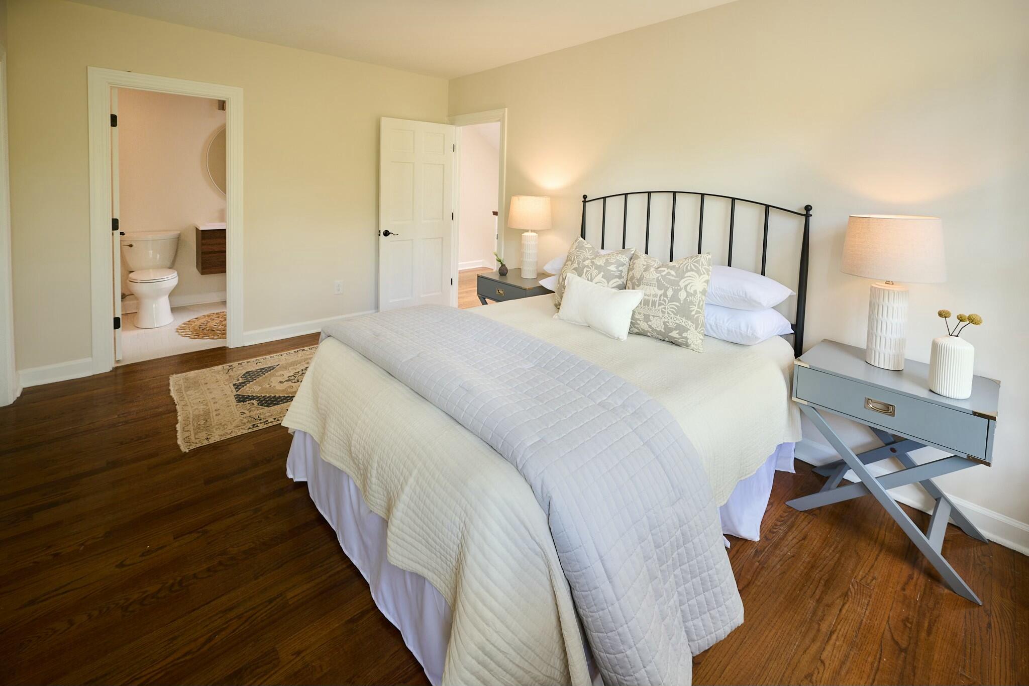 12 Elliott Street, Unit A Charleston, SC 29401 - Photo 26 of 56 Second floor 2nd bed