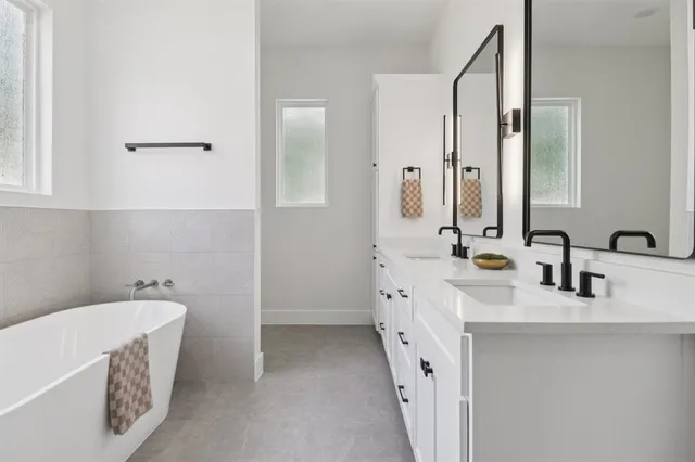 $595,900 | 1810 Kynette Drive, Euless, TX 76040