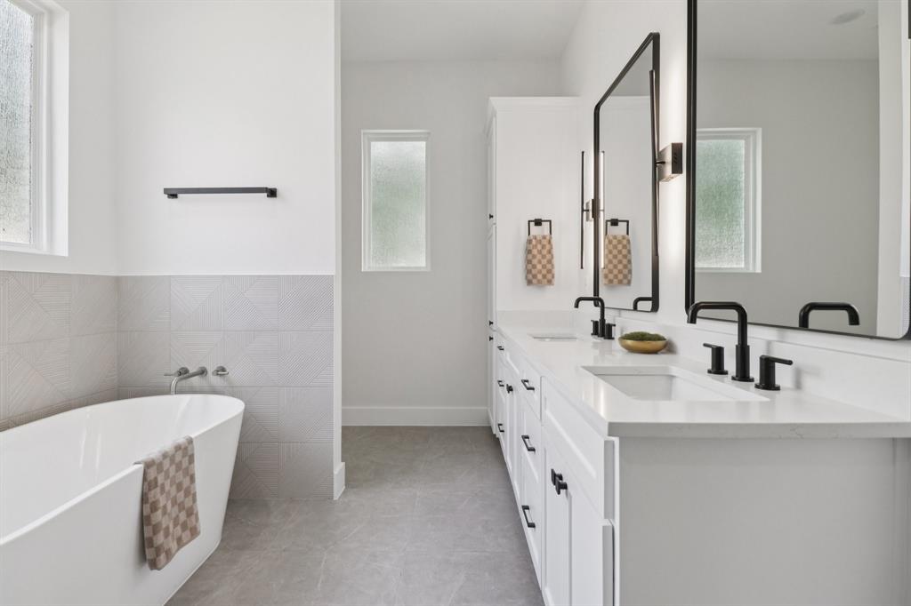 1810 Kynette Drive Euless, TX 76040 - Photo 22 of 40