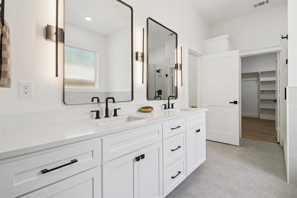 1810 Kynette Drive Euless, TX 76040 - Photo 23 of 40