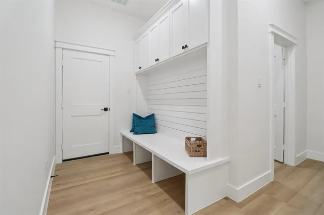 $595,900 | 1810 Kynette Drive, Euless, TX 76040