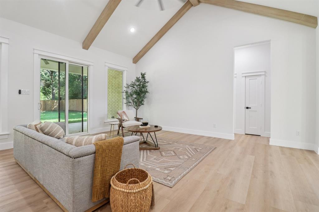 1810 Kynette Drive Euless, TX 76040 - Photo 6 of 40