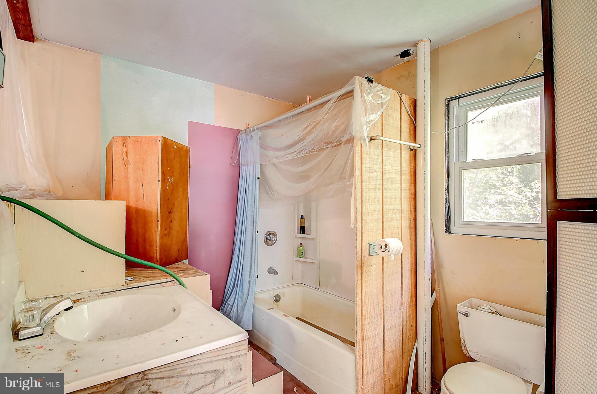 738 Elmhurst Road Severn, MD 21144 - Photo 20 of 24 Bath