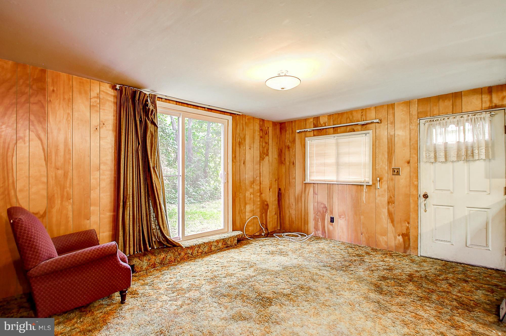 738 Elmhurst Road Severn, MD 21144 - Photo 10 of 24 Living Room