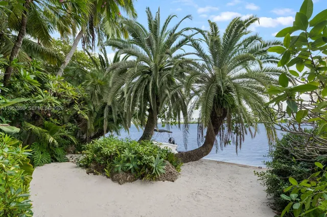 $29,500,000 | 16 Palm Avenue, Miami Beach, FL 33139