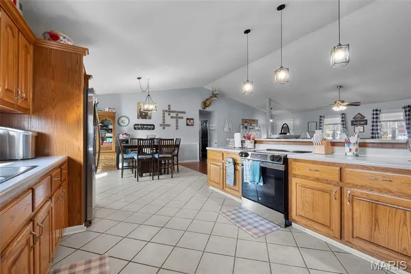 $265,000 | 829 Plantation Boulevard, Sikeston, MO 63801
