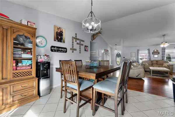 $265,000 | 829 Plantation Boulevard, Sikeston, MO 63801