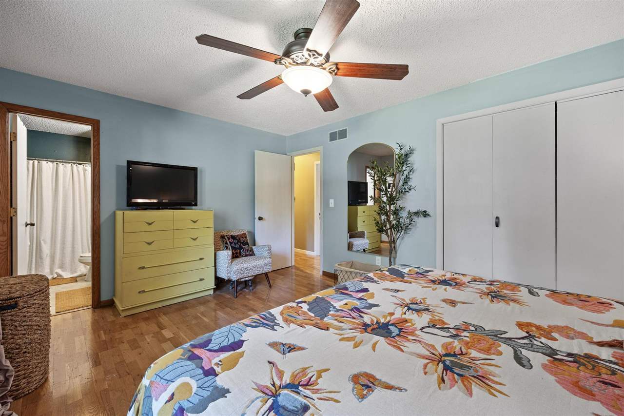 627 Holiday Road Coralville, IA 52241 - Photo 15 of 26 Gallery Image 15