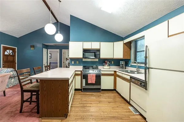 $335,000 | 633 Iris Road, Pine Lake, GA 30072