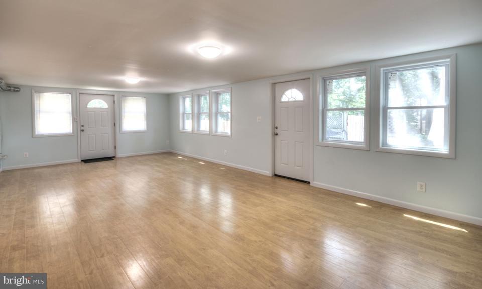 7435 Axton Street Springfield, VA 22151 - Photo 14 of 30 Interior (General)