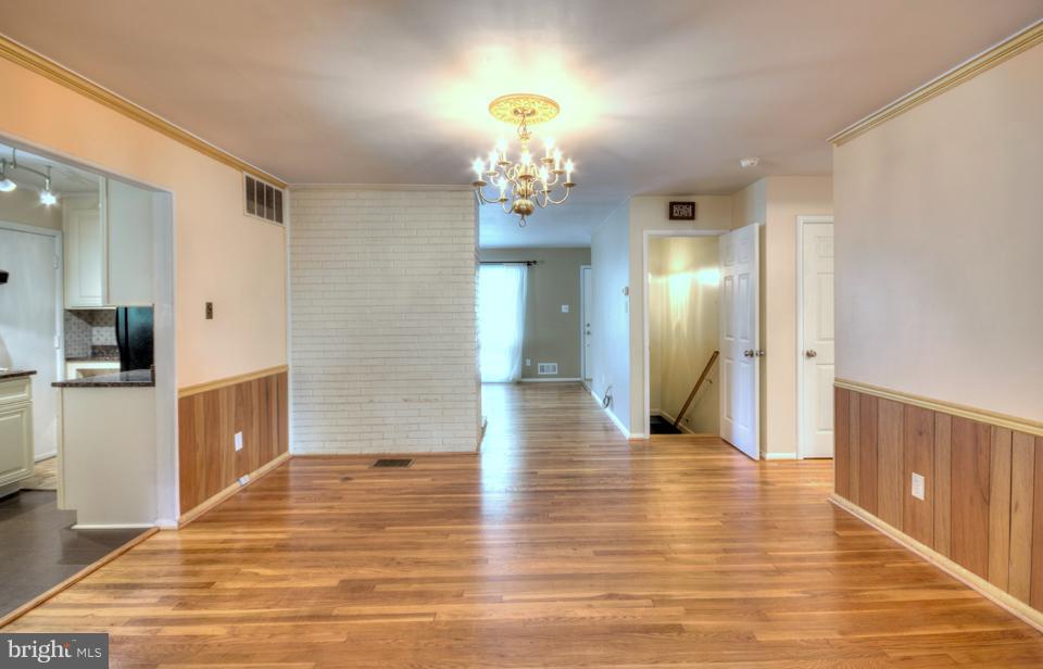 7435 Axton Street Springfield, VA 22151 - Photo 8 of 30 Dining Room