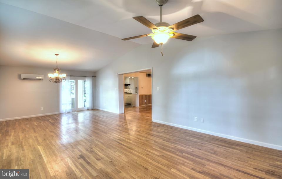 7435 Axton Street Springfield, VA 22151 - Photo 9 of 30 Family Room