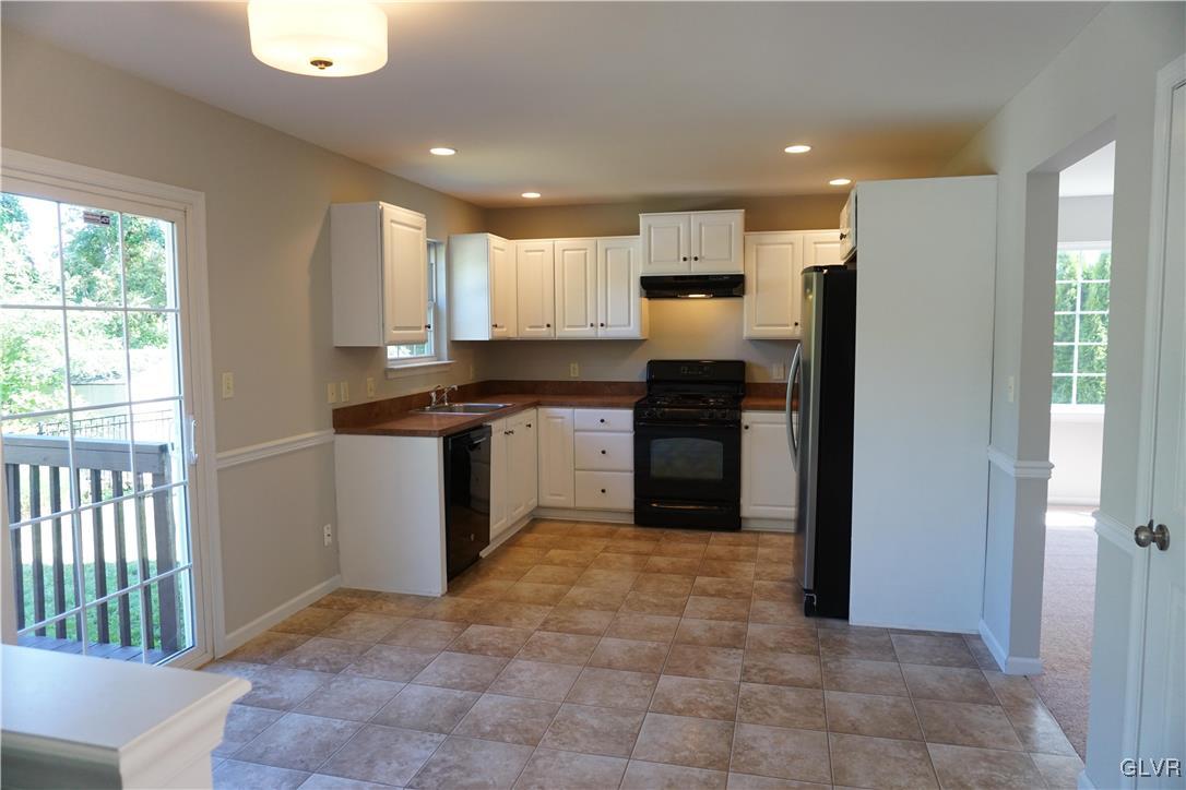 103 Highlands Circle Easton, PA 18042 - Photo 11 of 21 Gallery Image 11