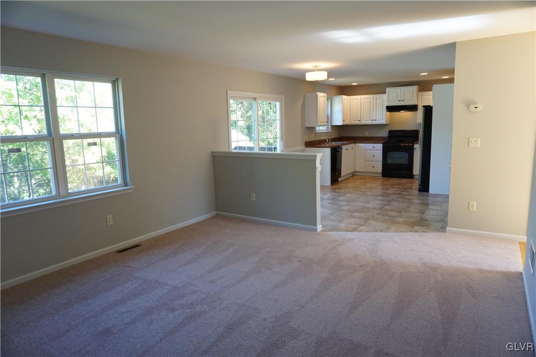 103 Highlands Circle Easton, PA 18042 - Photo 10 of 21 Gallery Image 10
