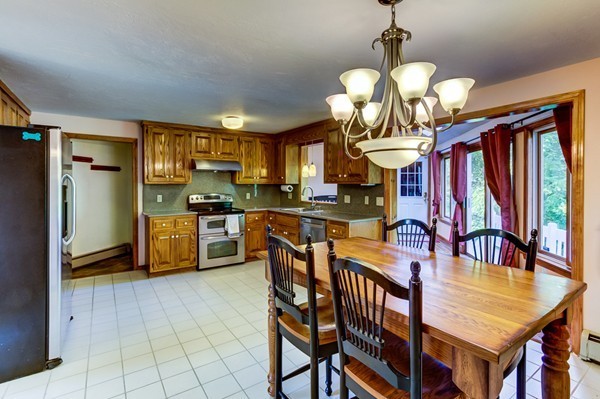 6 Lanthorn Road Northborough, MA 01532 - Photo 13 of 29 Gallery Image 13