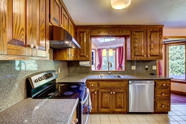 6 Lanthorn Road Northborough, MA 01532 - Photo 9 of 29 Gallery Image 9