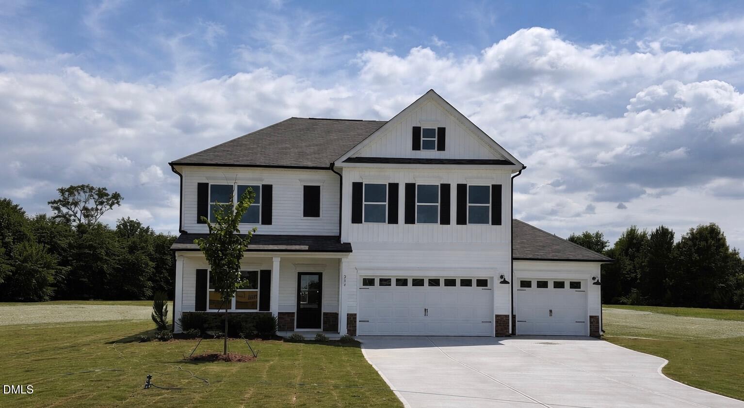 246 Spirit Spgs Road Smithfield, NC 27577 - Photo 2 of 31