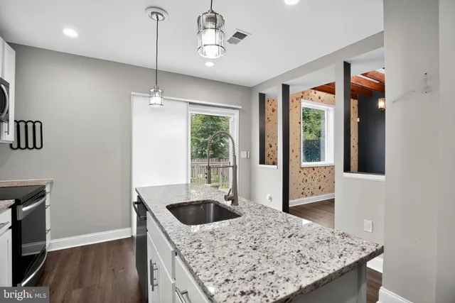 $284,900 | 2810 Roselawn Avenue, Baltimore, MD 21214