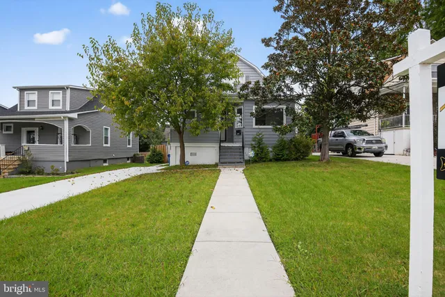 $284,900 | 2810 Roselawn Avenue, Baltimore, MD 21214