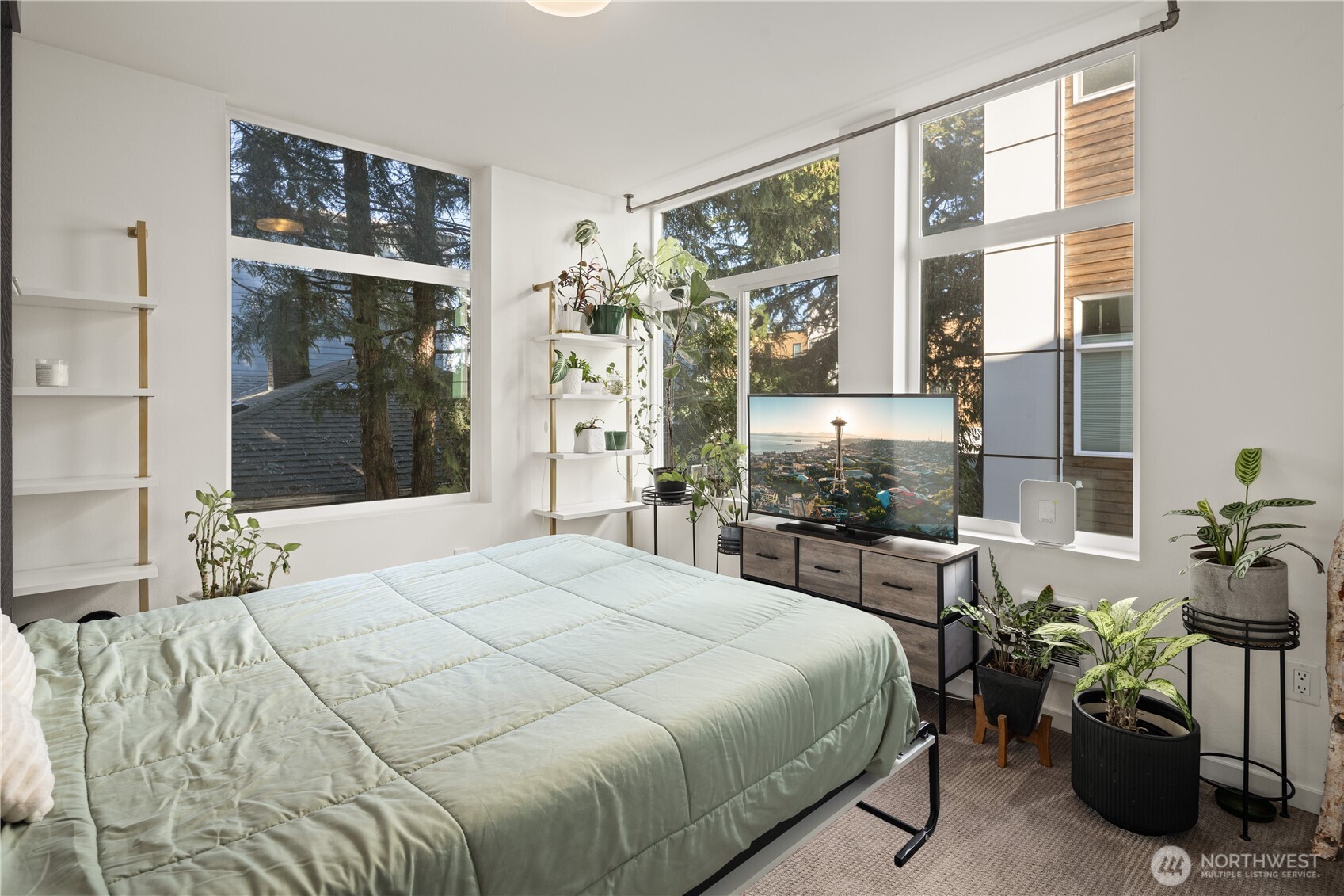 9242 A 17th Avenue Southwest Seattle, WA 98106 - Photo 23 of 37