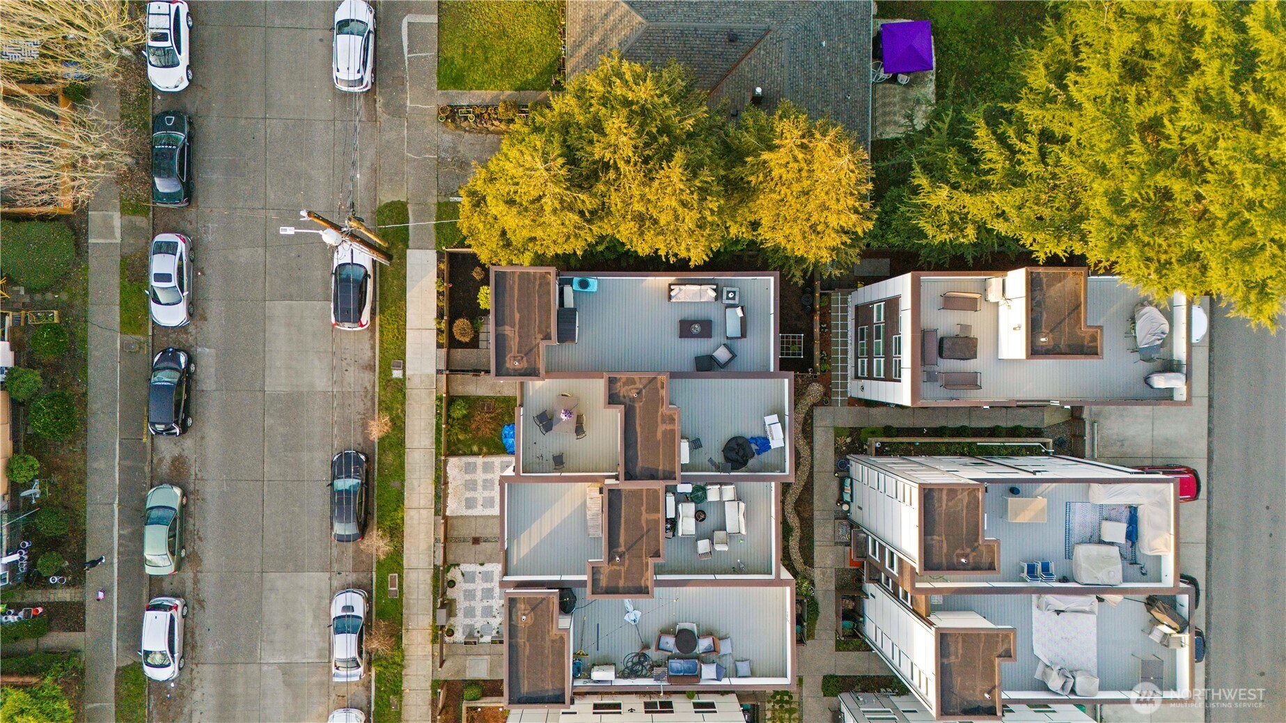 9242 A 17th Avenue Southwest Seattle, WA 98106 - Photo 33 of 37