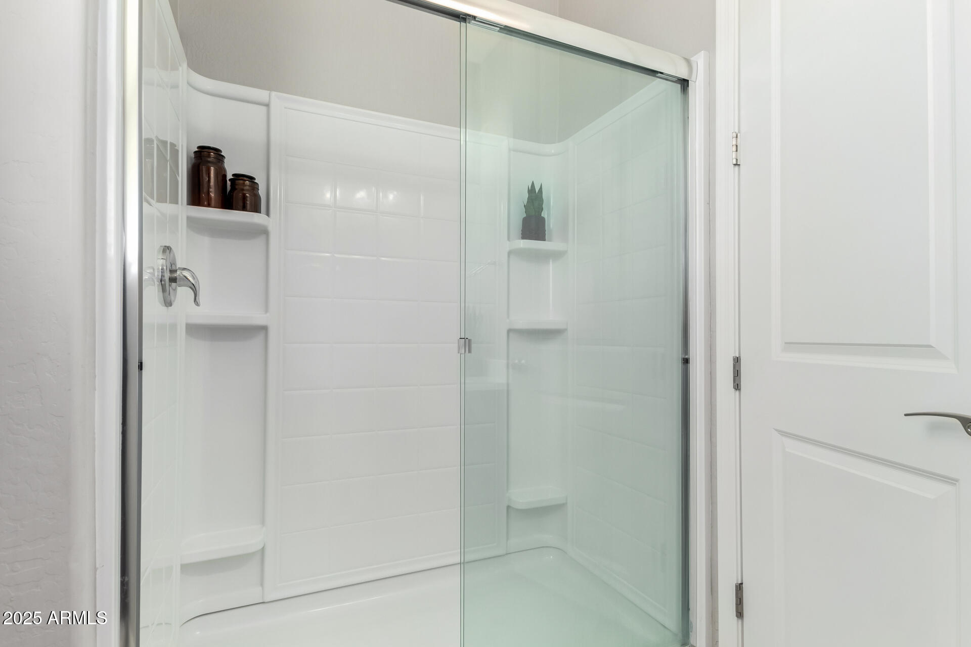 17160 North 9th Place Phoenix, AZ 85022 - Photo 26 of 46 a bathroom with a shower