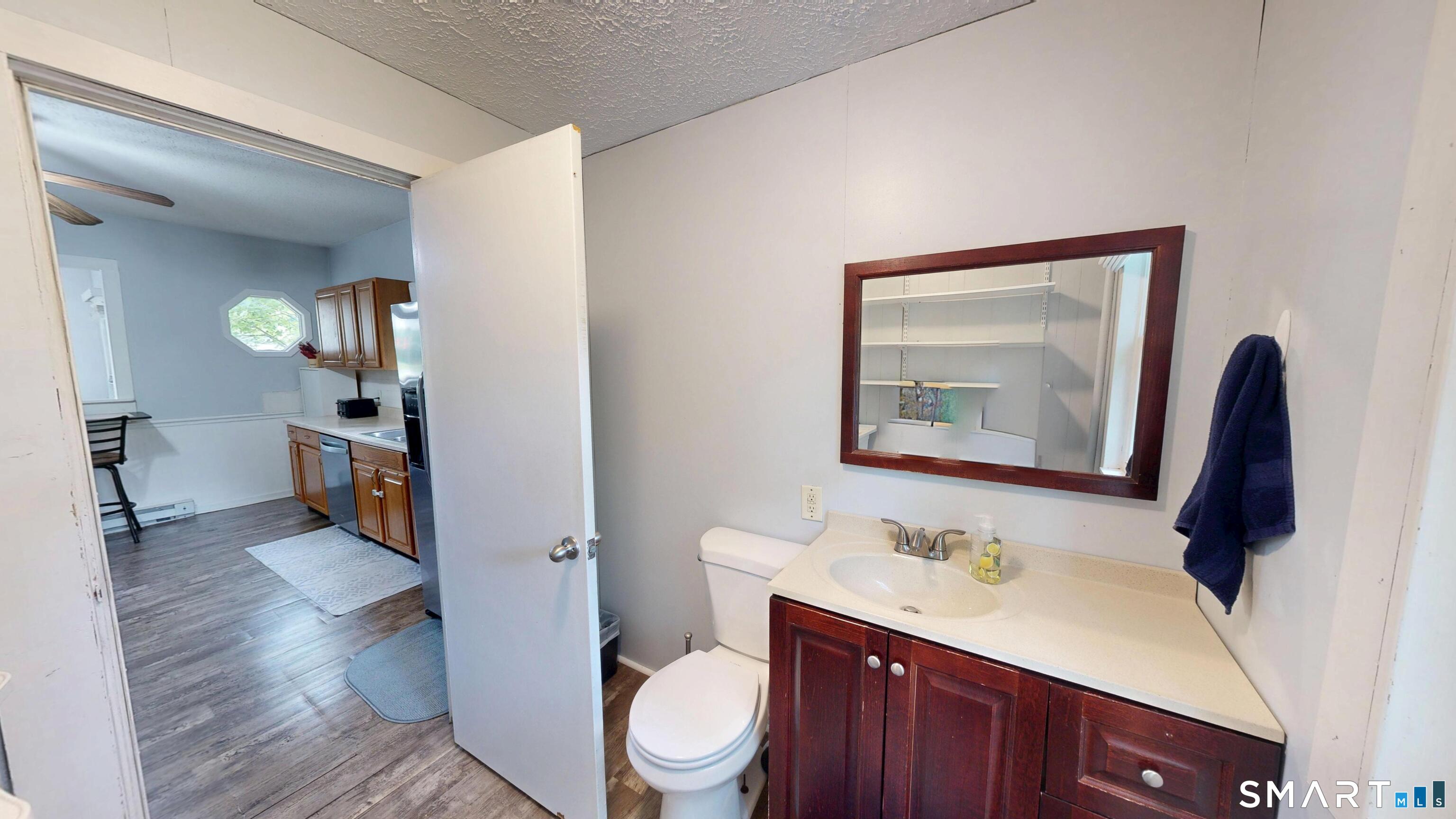 524 South Colony Street Meriden, CT 06451 - Photo 9 of 40