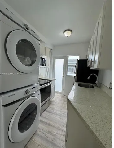 $2,500 | 1248 Marseille Drive, Unit 2, Miami Beach, FL 33141