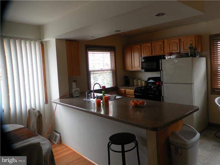 3783 Lankenau Road Philadelphia, PA 19131 - Photo 11 of 25 Kitchen